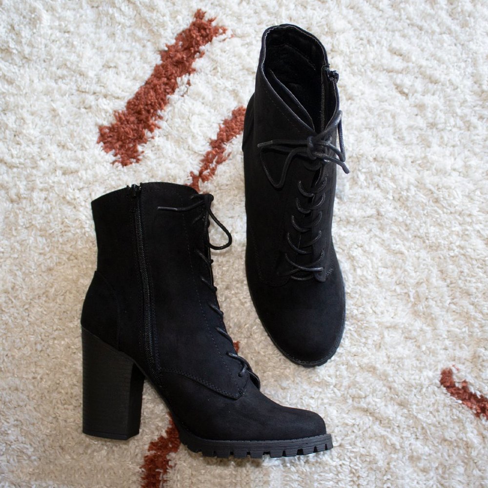 Just Fab Lane Lace Up Boot Black Size 10